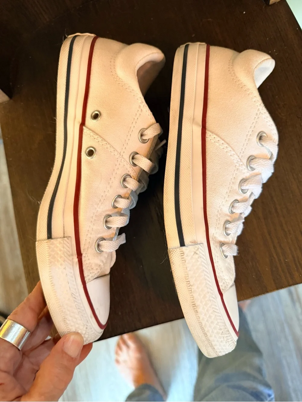 Converse Chuck Taylor All Star Low Top Sneakers women's size 6.5